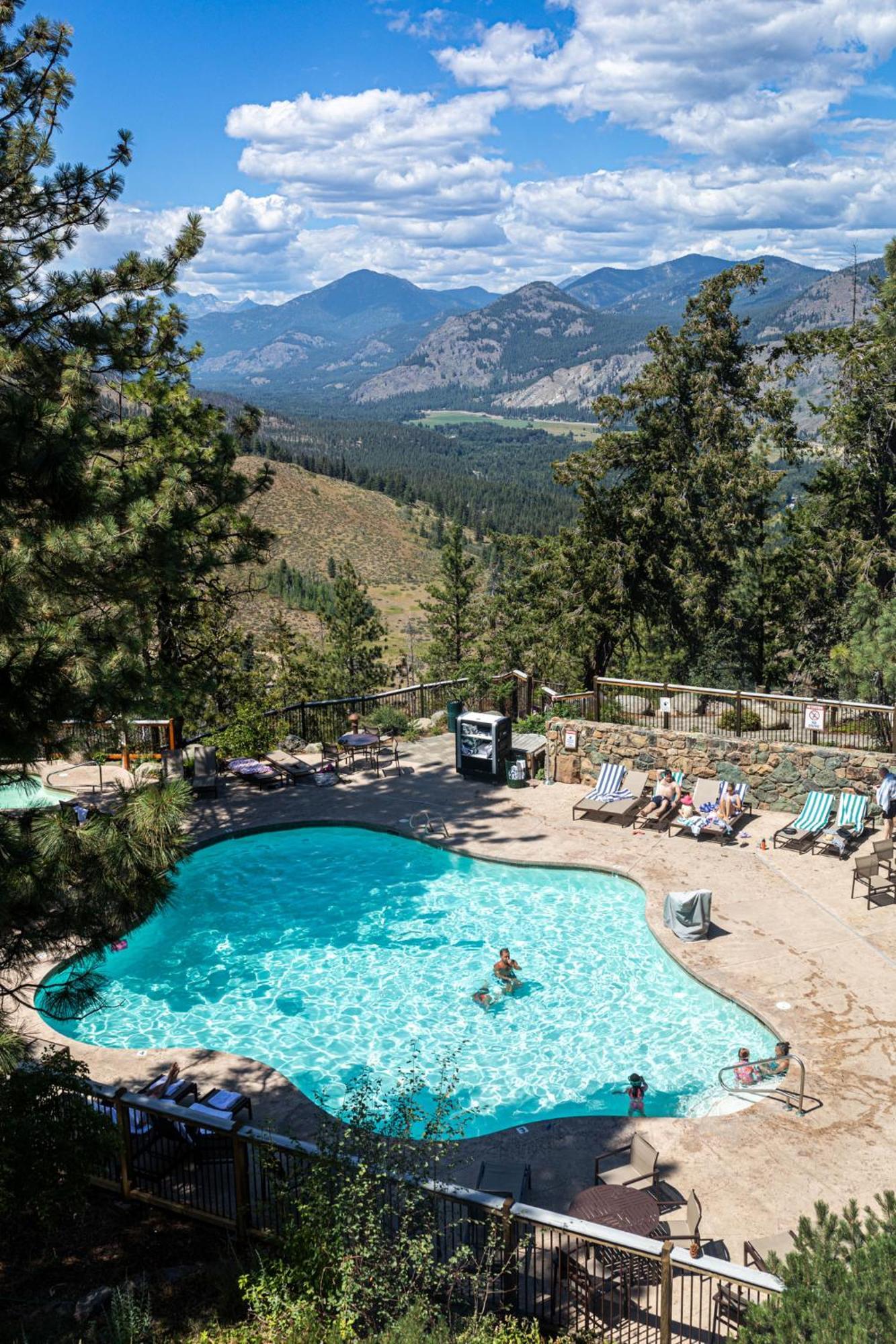 Sun Mountain Lodge Winthrop Exterior photo