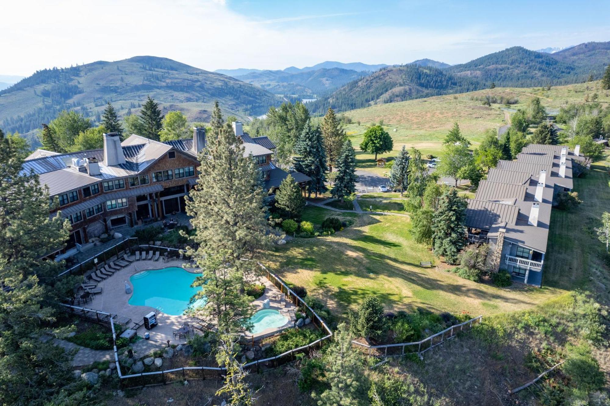 Sun Mountain Lodge Winthrop Exterior photo